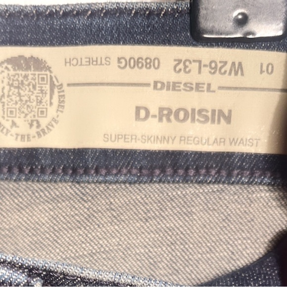 NWT Diesel D-Roisin Super Skinny Dark wash Trendy Style 5 pocket denim Jean 26 - Picture 5 of 5